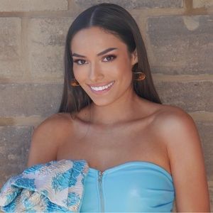 Meet your Posher, Isabella